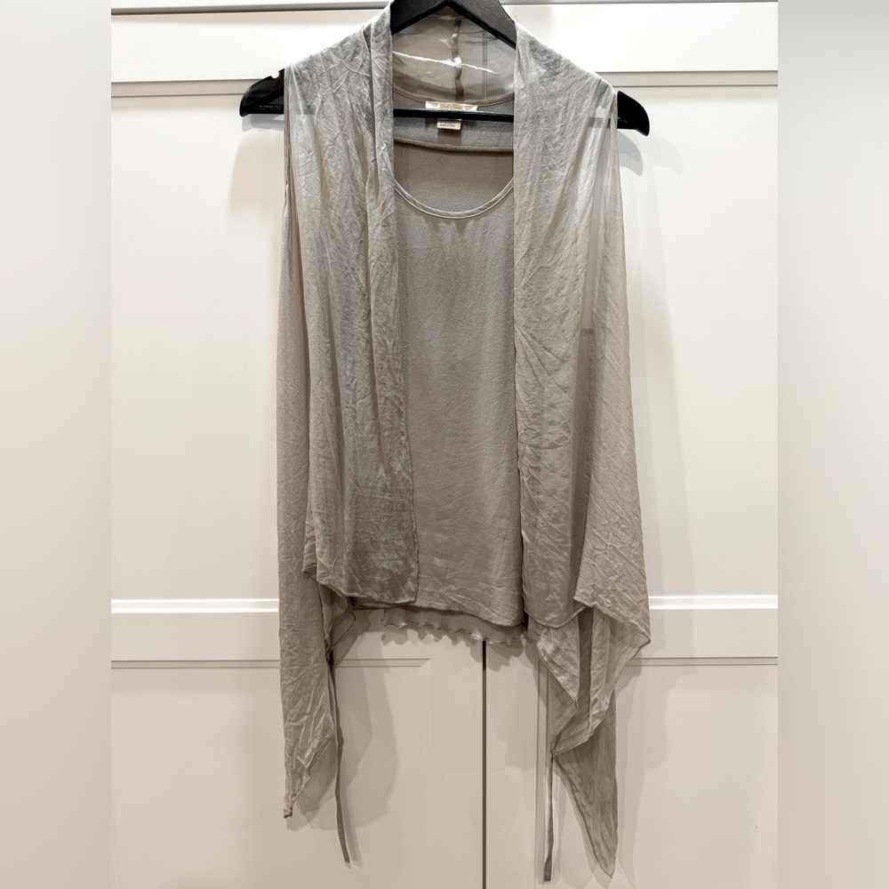 Gold Hawk Silk Top, Several Ways to Wear